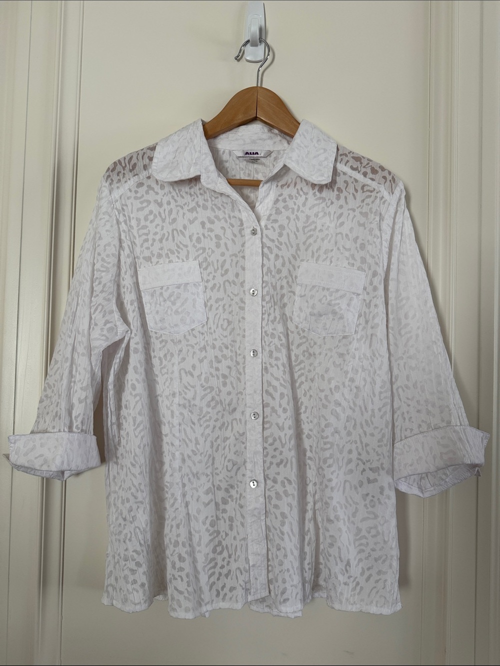 ALIA | White Sheer Leopard Print Crinkle Effect Button Down Shirt - size 14